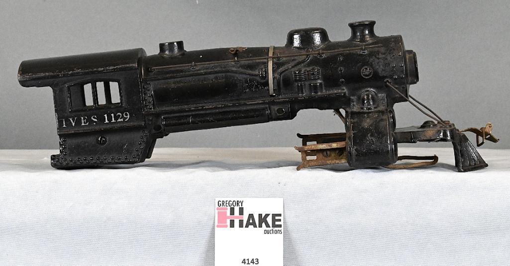 Ives Wide Gauge 1129 Steam Locomotive Body, As-Is. Original paint and lettering: Ives Wide Gauge 1129 Steam Locomotive Body, As-Is. Original paint and lettering, C6.