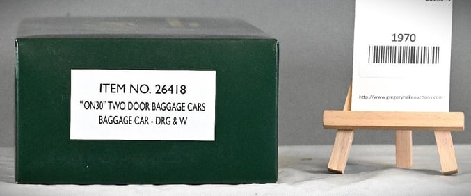 Spectrum Bachmann On30 26418 2-door baggage car D&RGW w/OB