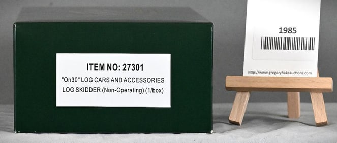 Spectrum Bachmann On30 27301 log skidder w/OB