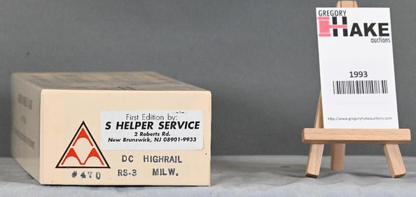 American Models #470 DC highrail Milwaukee Road RS3 switcher w/OB