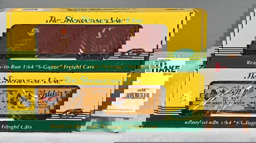 S Helper The Showcase Line #00581 CGW boxcar, #01007 Schlitz Beer reefer w/Obs