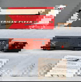 American Flyer 25042 Action Boxcar. Includes instruction sheet, activation clip, & control button