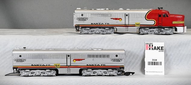 American Flyer 360 & 364 satin silver Santa Fe PA AB diesel locomotives