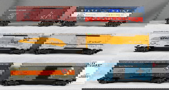 6 Lionel Postwar 6464 Boxcars, -450 GN, -275 SofM, -475 B&M, -100 WP, -650 RG and -50 M&StL: 6 Lionel Postwar 6464 Boxcars, -450 GN, -275 SofM, -475 B&M, -100 WP, -650 RG and -50 M&StL, All C6/7. Size 12X8X8