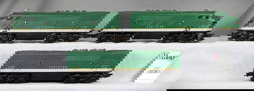Lionel Postwar 2356 Southern F3 ABA Diesel Locomotives: Lionel Postwar 2356 Southern F3 ABA Diesel Locomotives, C7. Size 12x8x6