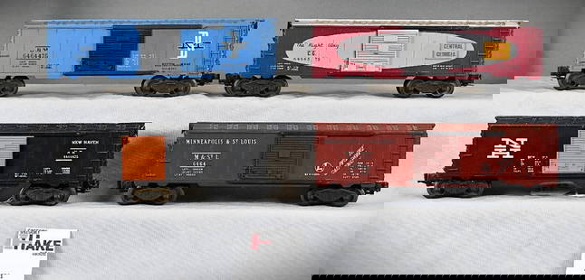 4 Lionel Postwar 6464 Boxcars -50, -475, 425, and -375: 4 Lionel Postwar 6464 Boxcars -50, -475, 425, and -375, all C6/7. Size 12x6x6