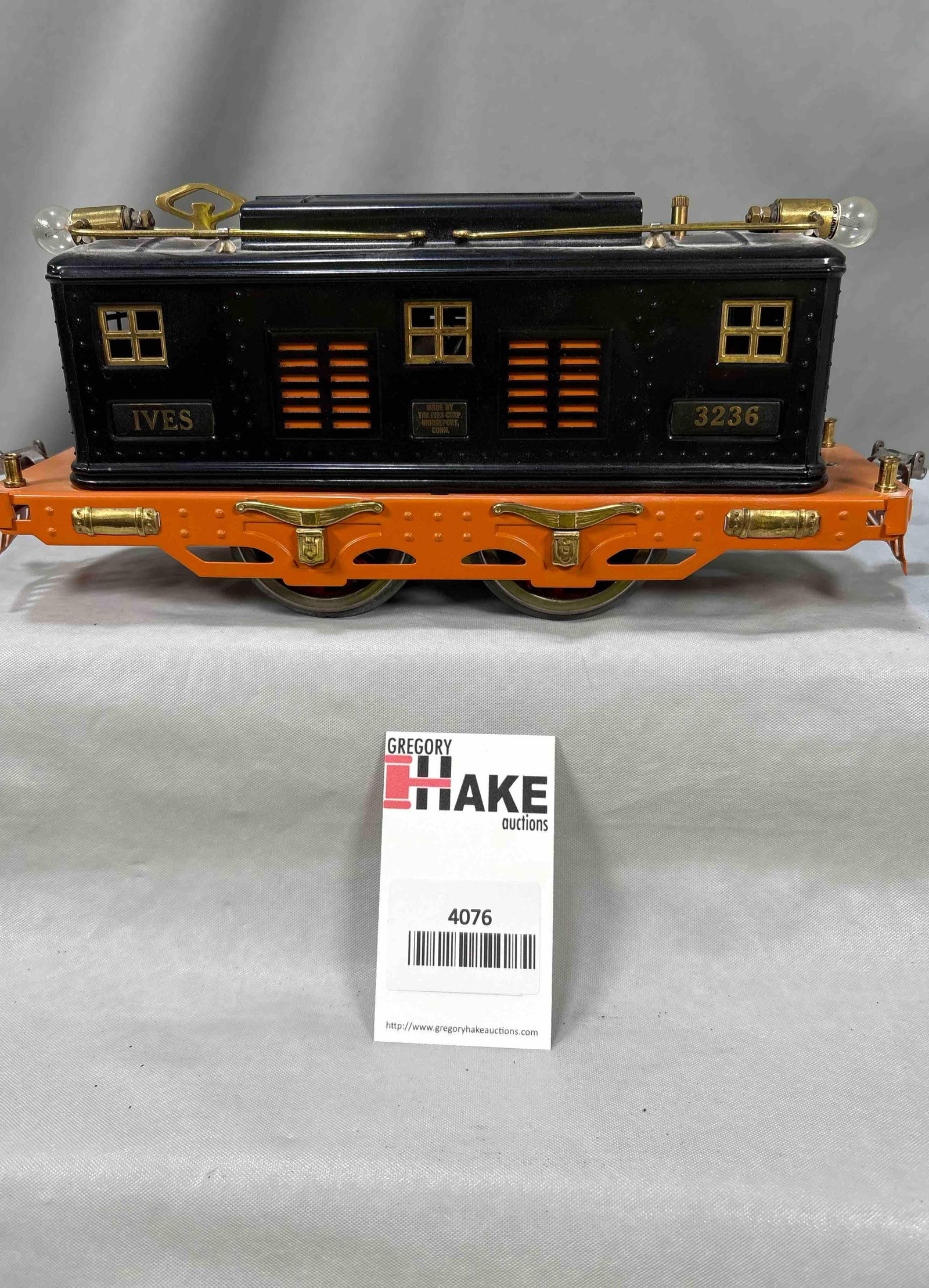 Prewar Ives Wide Gauge 3236 Halloween Color Locomotive: Prewar Ives Wide Gauge 3236 Halloween Color Locomotive restored to C8.