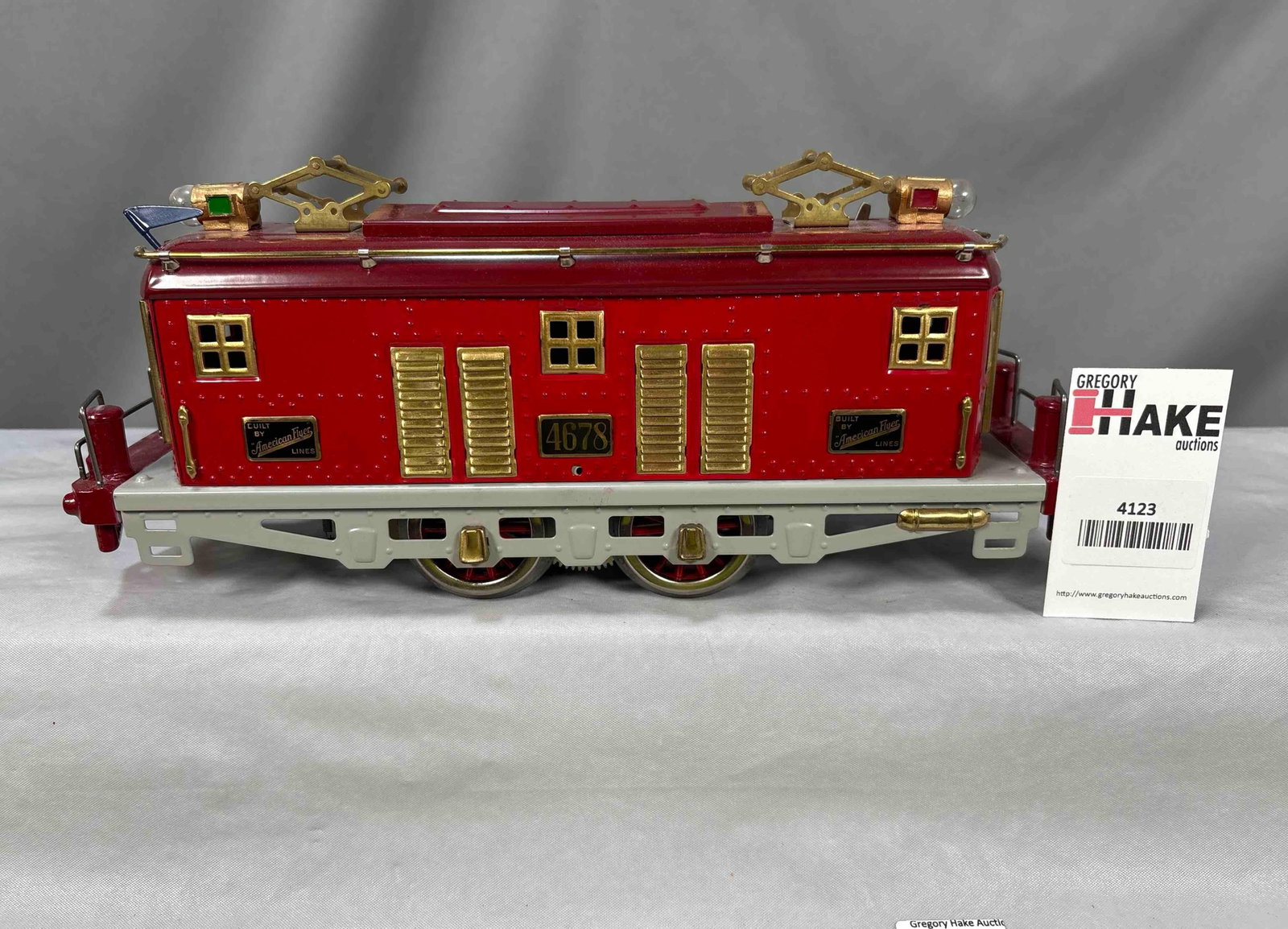 Prewar American Flyer Wide Gauge 4678 Electric Locomotive: Prewar American Flyer Wide Gauge 4678 Electric Locomotive restored to C7, body and roof are loose.