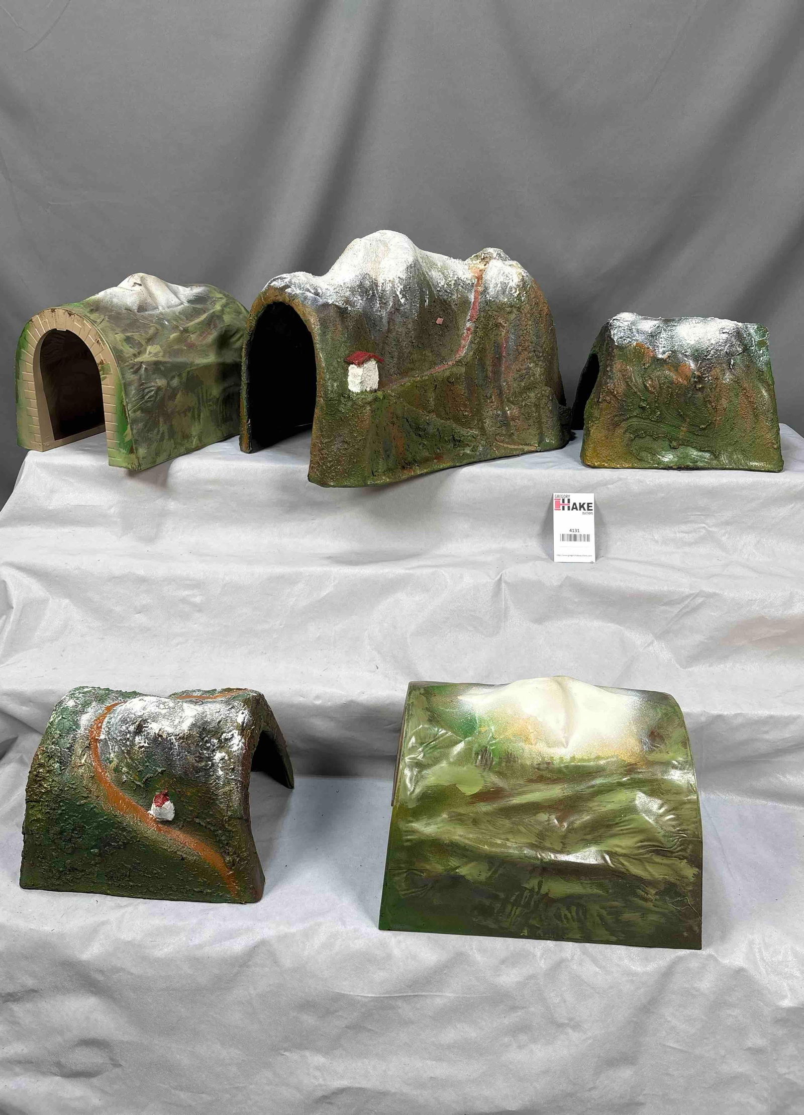 Box Lot of Prewar Lionel & American Flyer Tunnels (1 of 1)