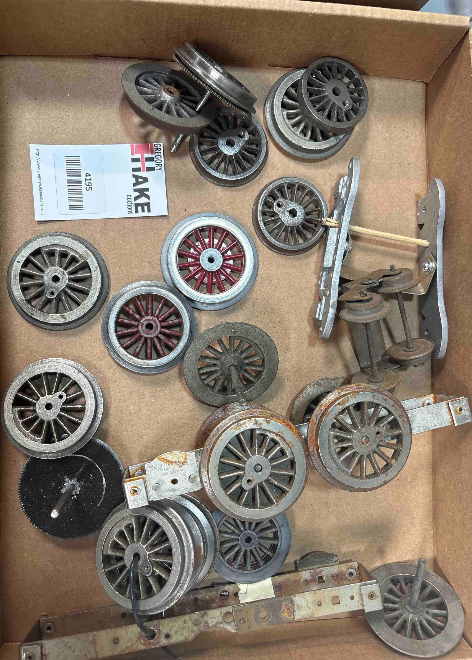 Box Lot of Lionel Standard Gauge Wheels & Frames: Box Lot of Lionel Standard Gauge Wheels & Frames. C5-C6