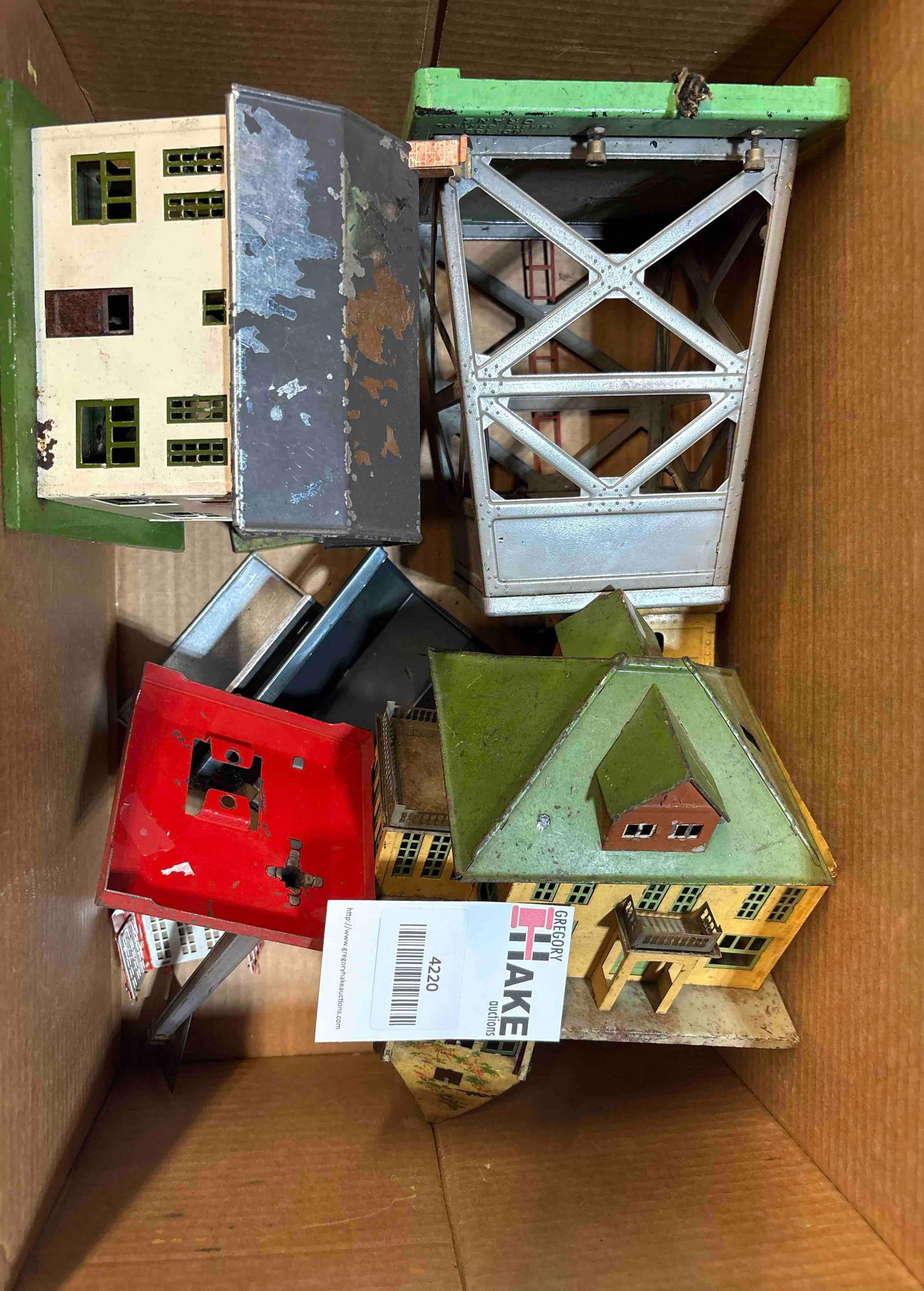 Box Lot of Lionel Prewar Buildings (1 of 1)