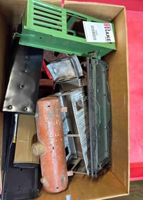 Box Lot Lionel Prewar Standard Gauge Freight Bodies & Frames