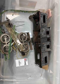 Box Lot of Lionel Prewar Standard Gauge Passenger Car Parts & Pieces