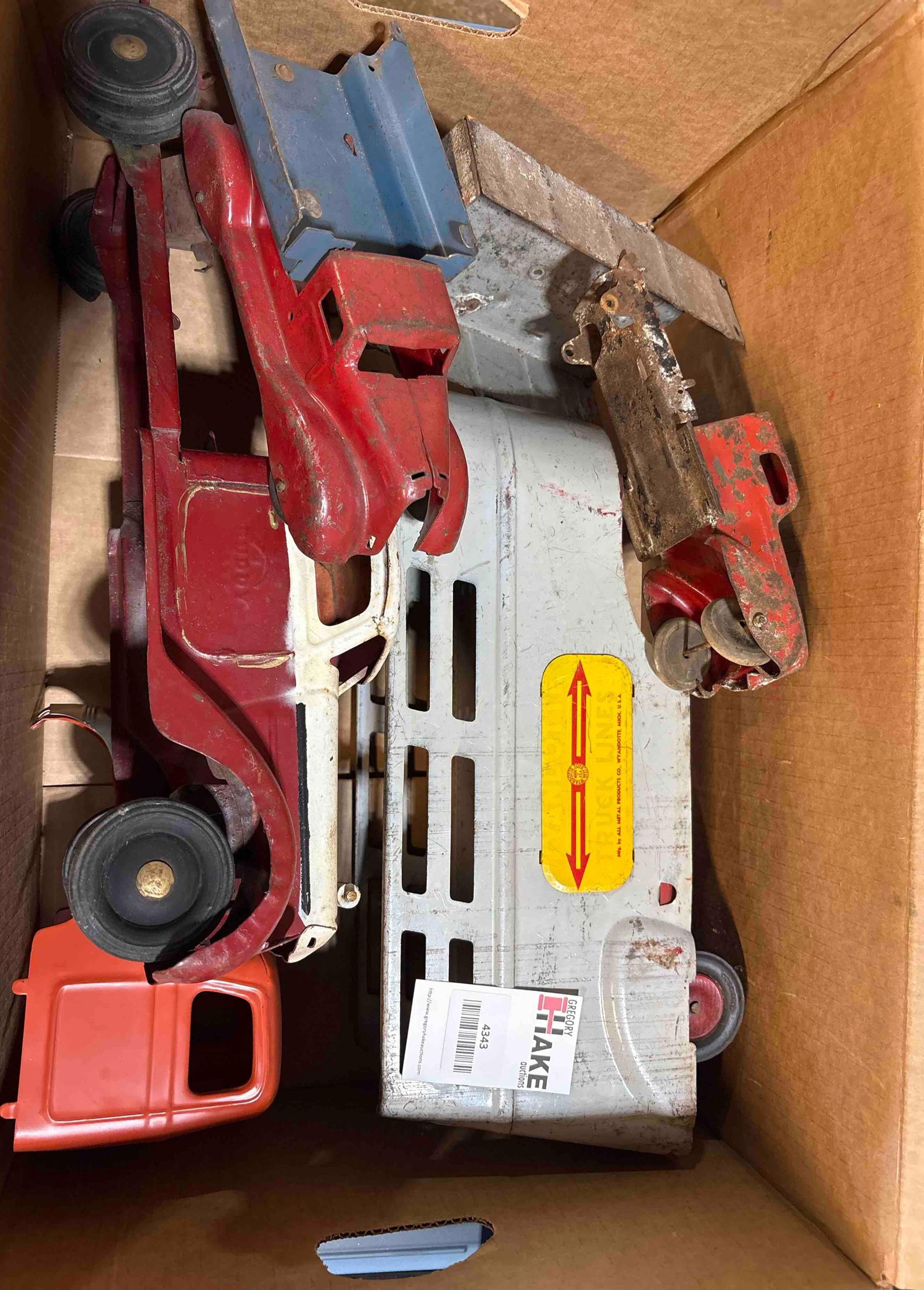 Box Lot of Pressed Steel Trucks (1 of 1)