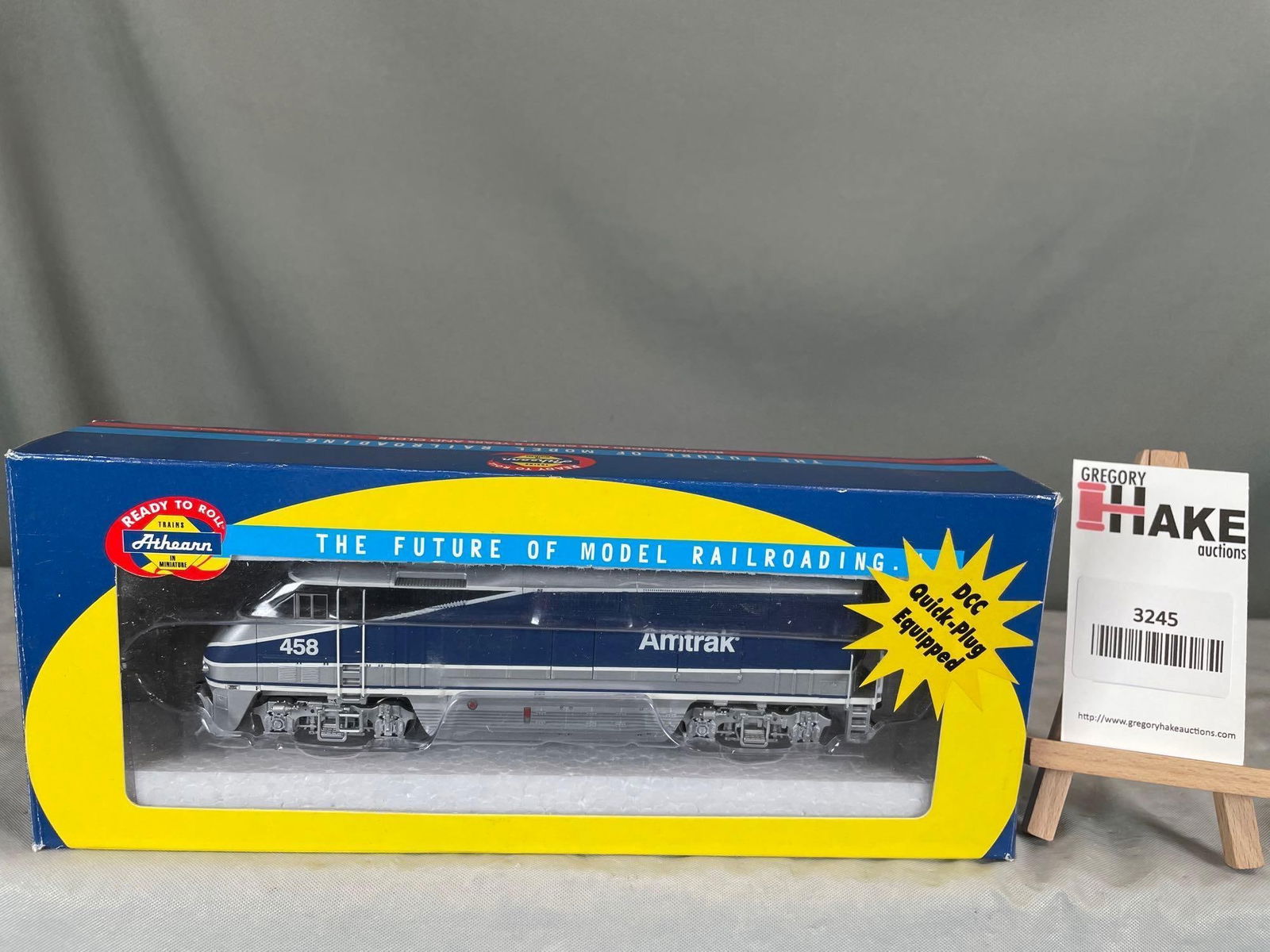 Athearn #2627 Amtrak West F59 PHI 458 Locomotive (1 of 2)