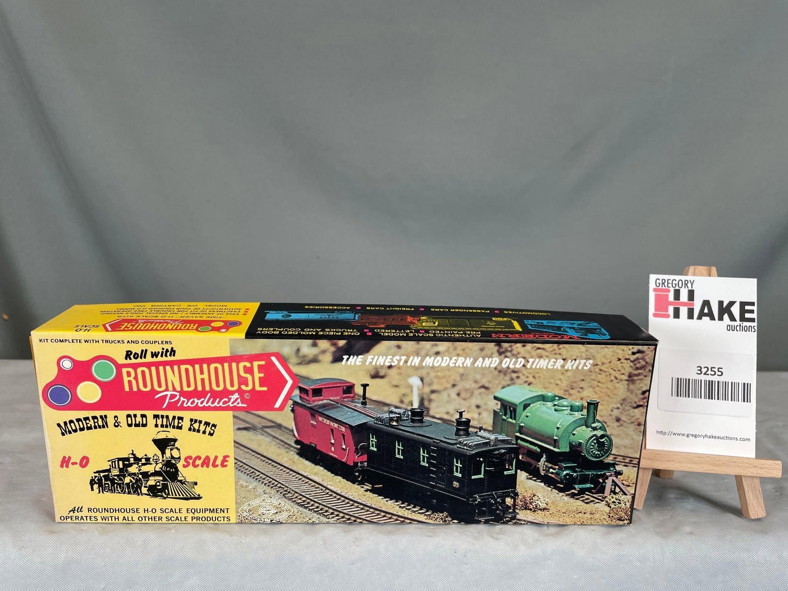 Roundhouse HO RS3 2361 MP Diesel: Roundhouse HO RS3 2361MP diesel locomotive w/OB. See photos for details. Size 11x4x2