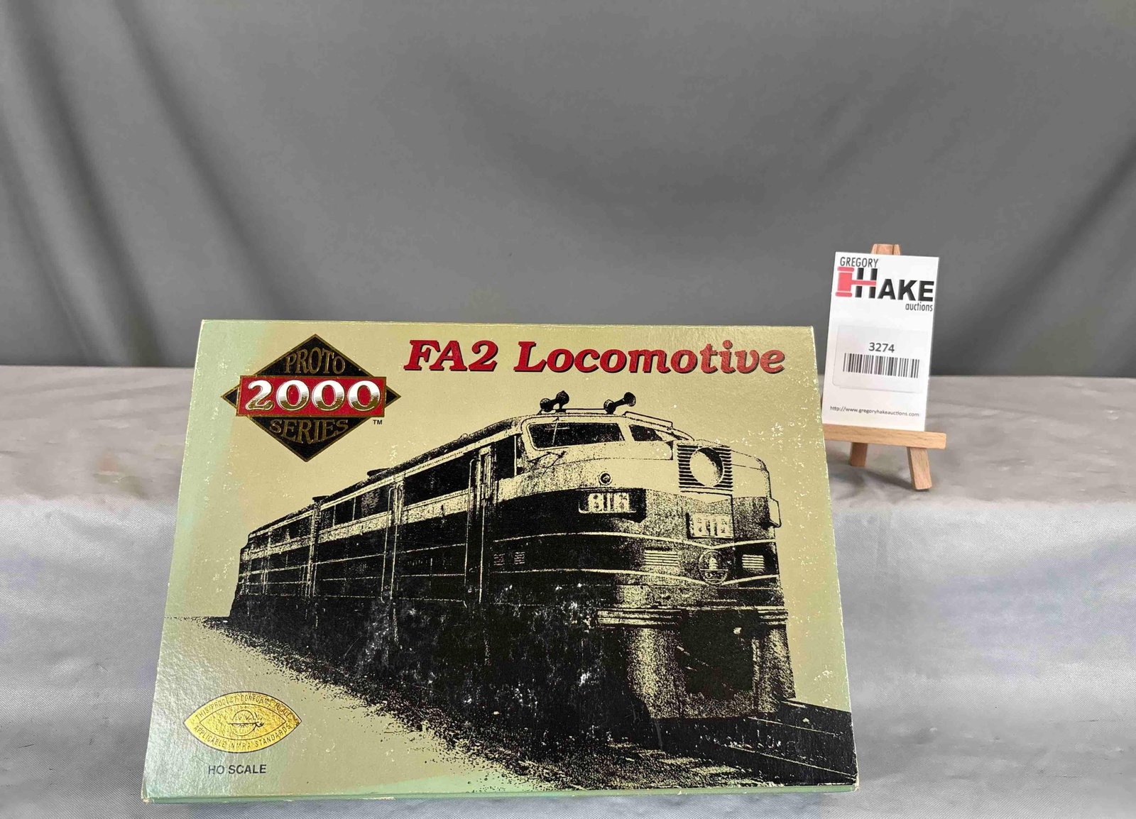 Proto 2000 Series HO Scale Locomotive NO 8368 MO Pac #352: Proto 2000 Series HO scale locomotive NO 8368 MO Pac #352 w/OB. See photos for details. Size 11x8x3