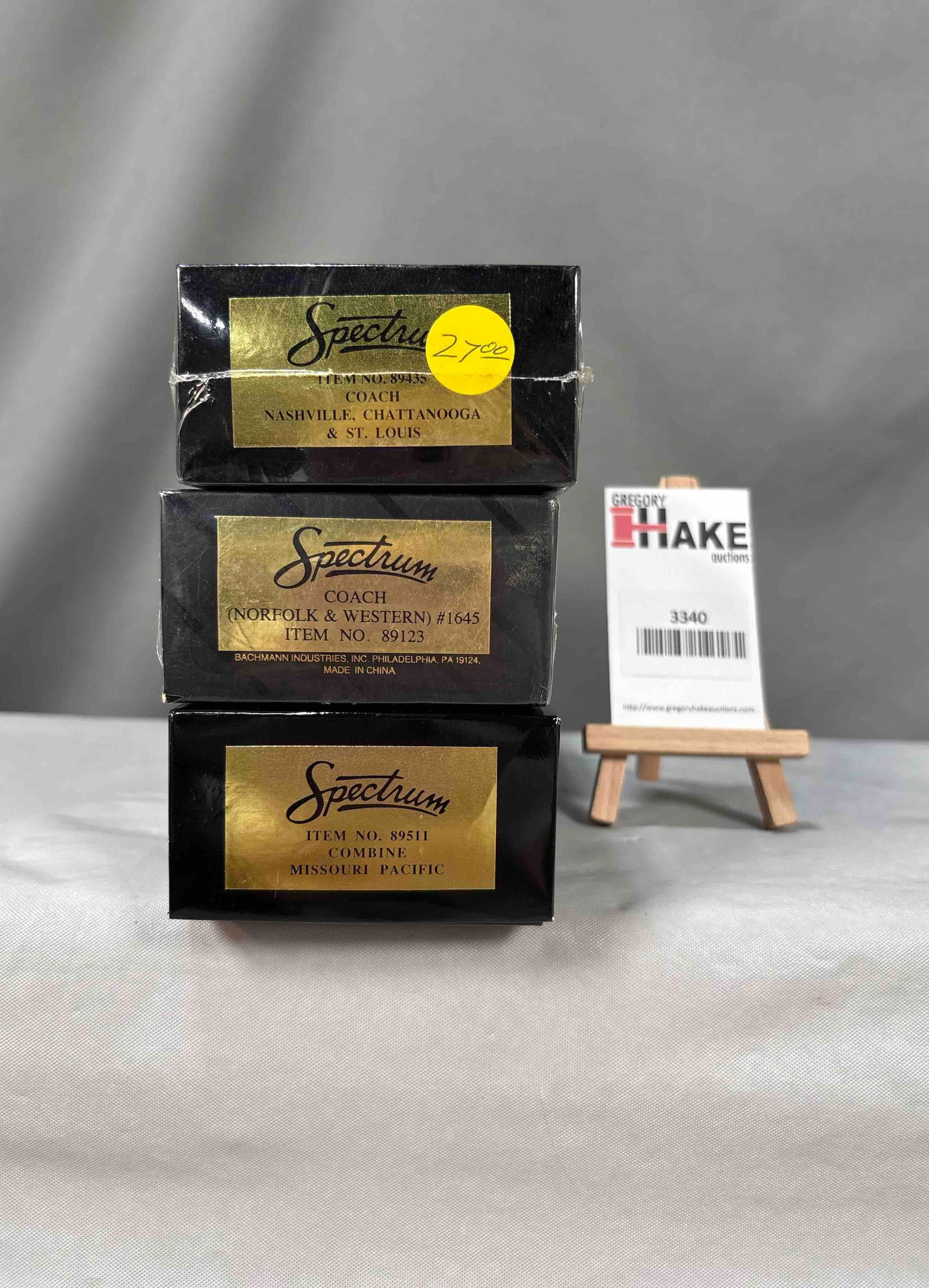 Group of 3 Spectrum Passenger Cars  - 2 Sealed in Cellophane (1 of 2)