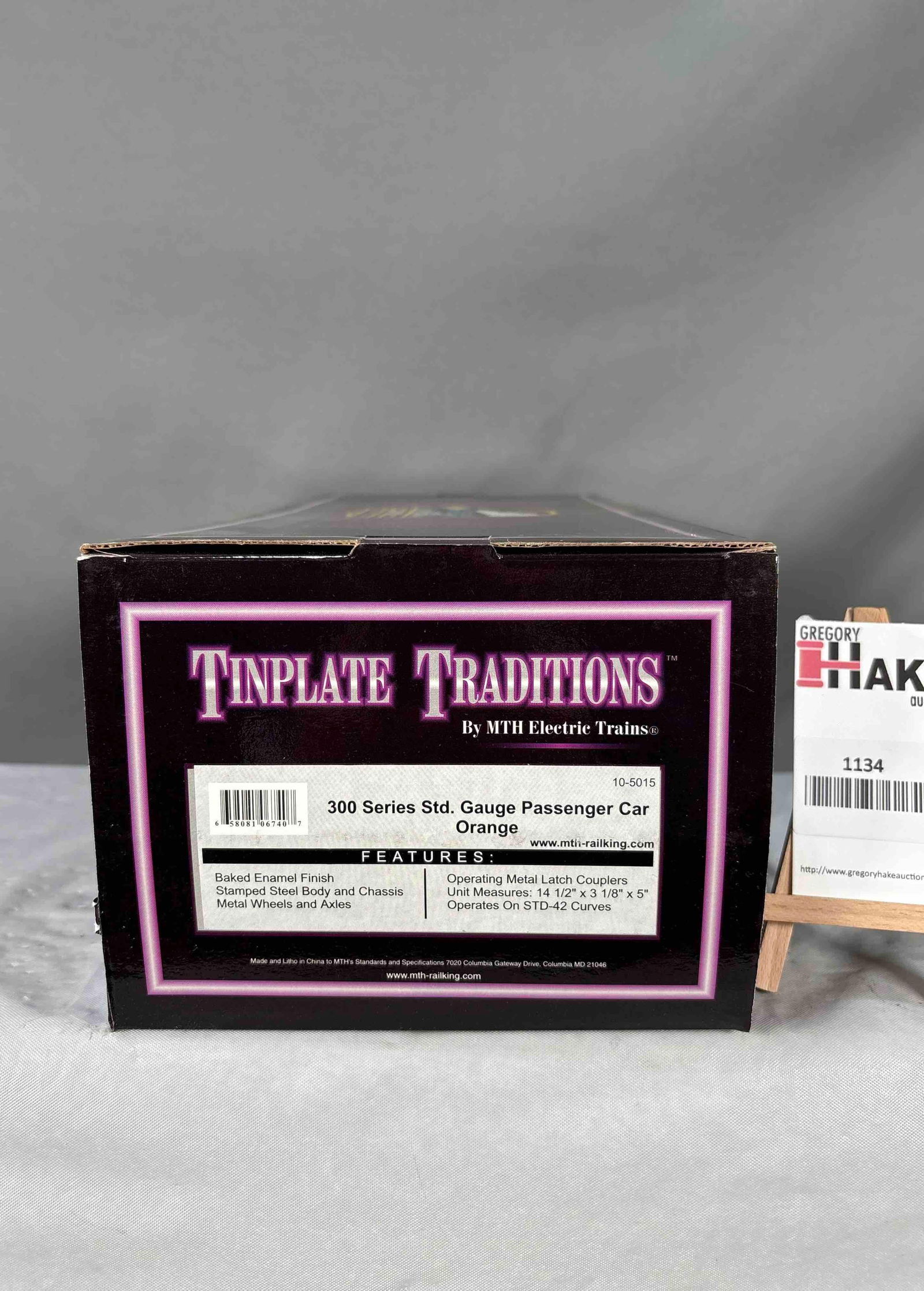 MTH Lionel 300 Series Standard Gauge Passenger Car (1 of 2)