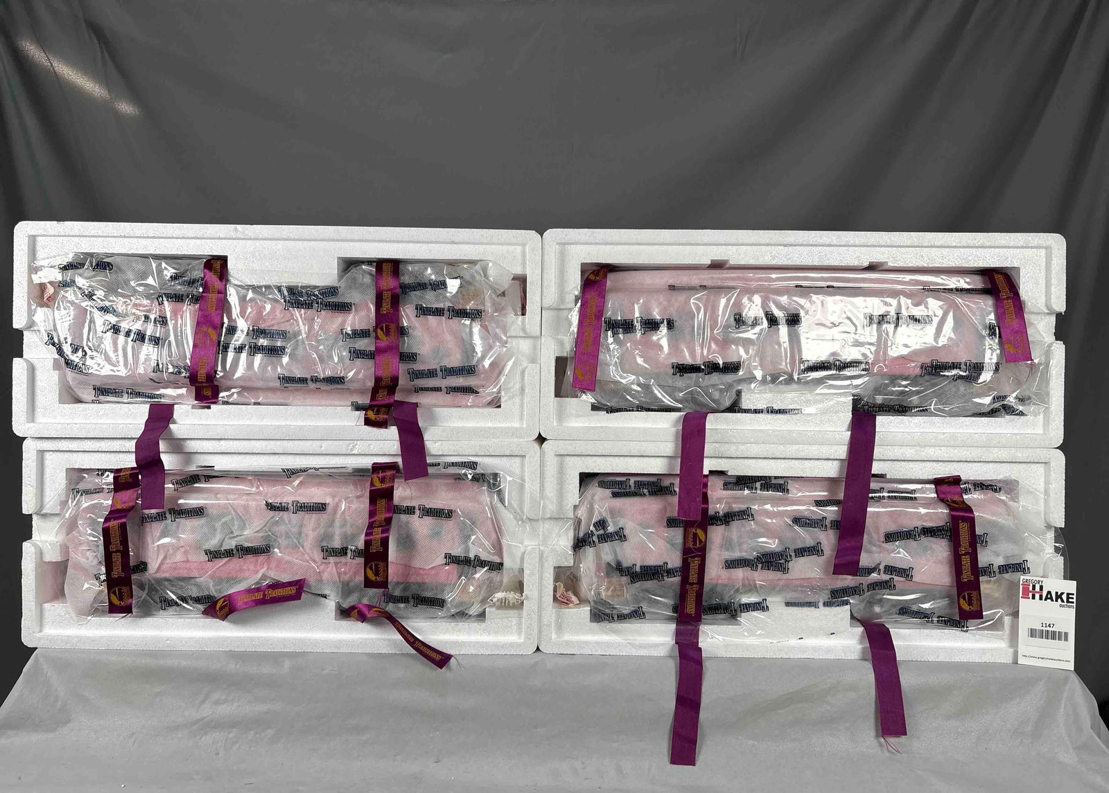 MTH 10-5041 4 Car Std. Gauge Pink 418 Passenger Set (1 of 2)