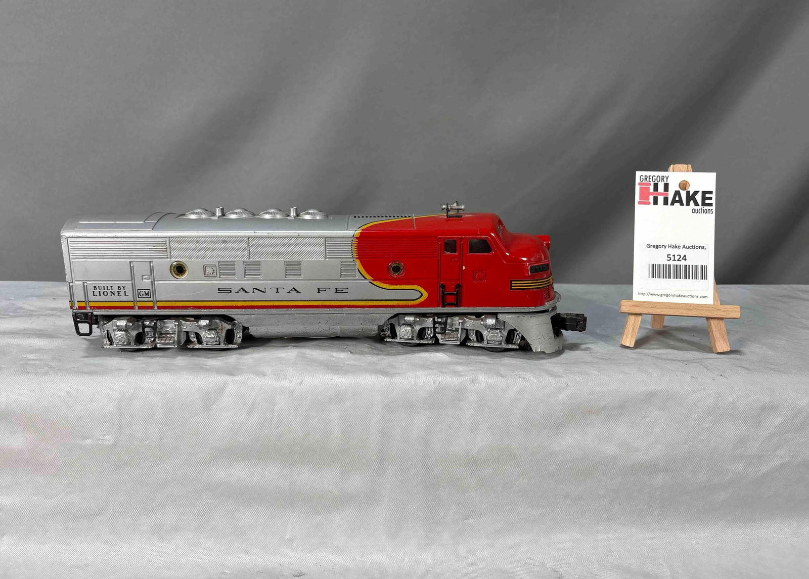 Lionel Postwar 2353 Santa Fe Dummy A Unit F3 (1 of 6)