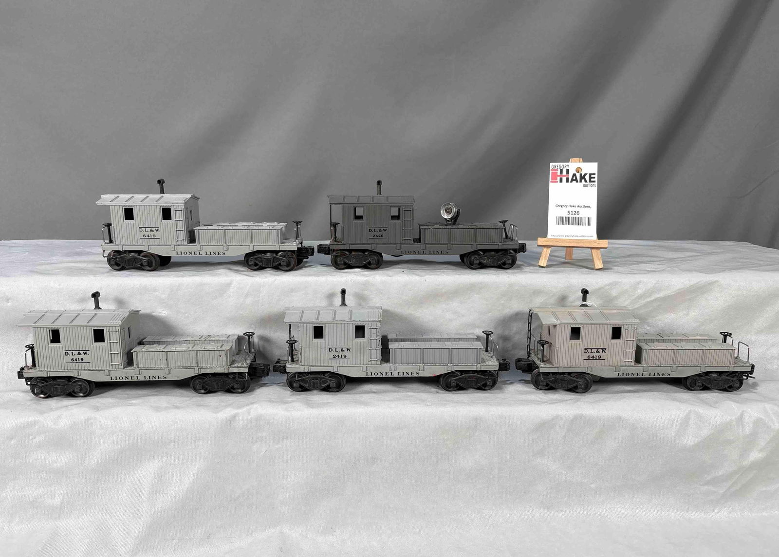 5 Lionel Postwar Work Cabooses (1 of 6)