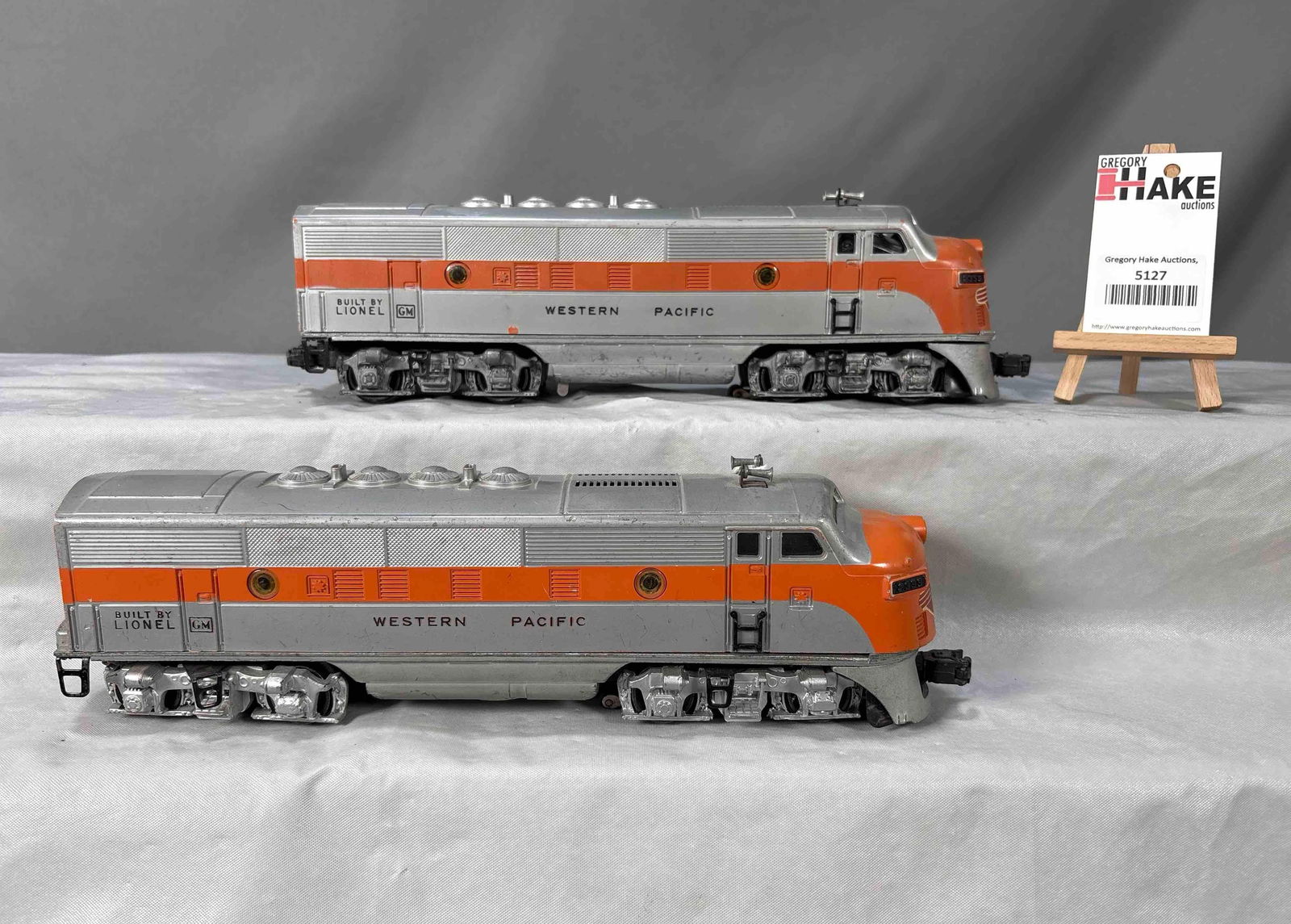 Lionel Postwar 2355 Western Pacific AA Diesel F3 Locomotives (1 of 6)
