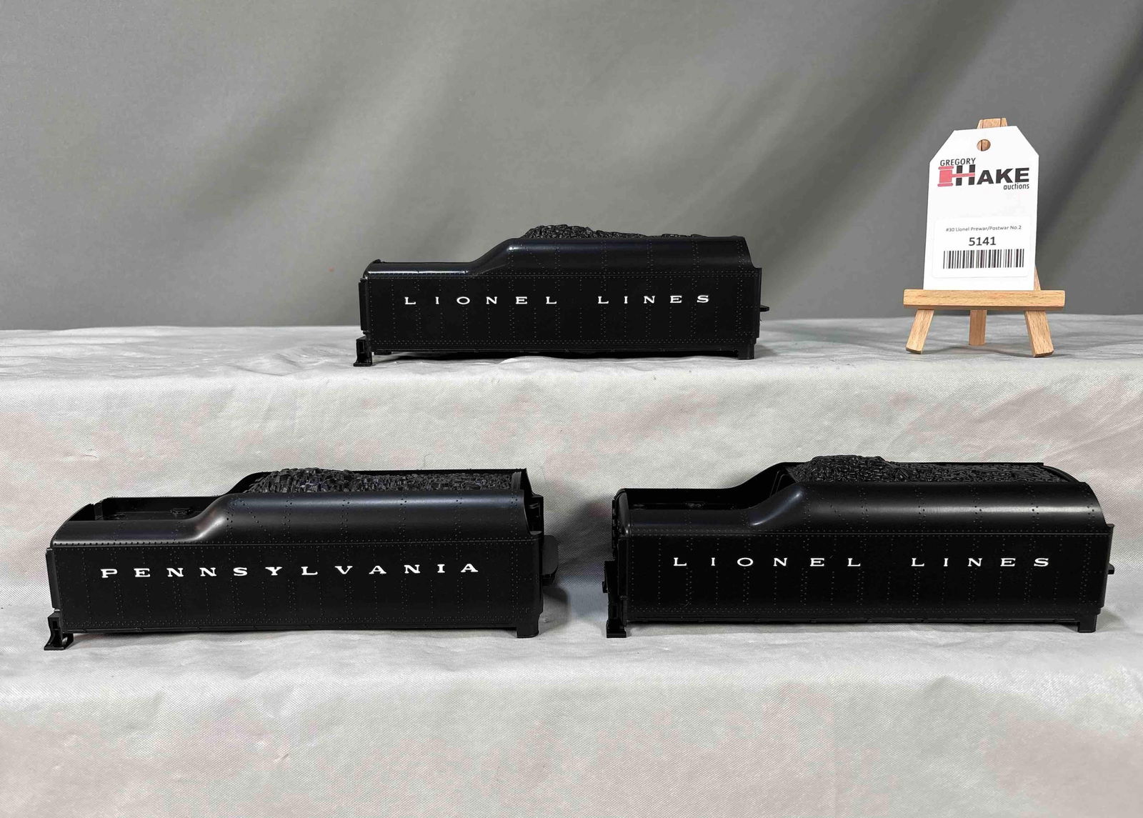 3 Lionel Postwar Style 2046 Lionel Lines Tender Shells (1 of 6)