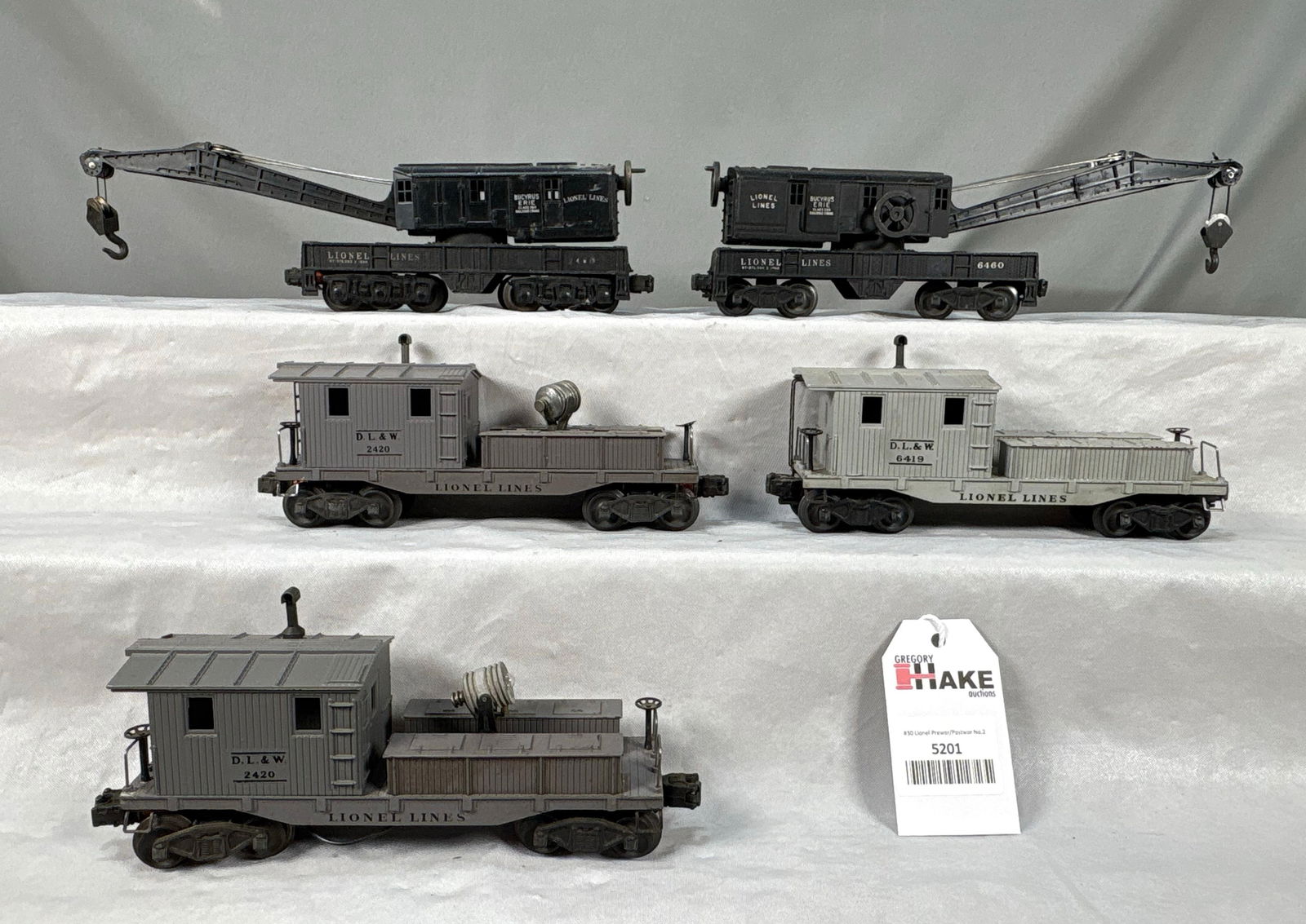 5 Lionel Postwar Freight Cars includes 2460 Cranes and 2420 Cabooses.� (1 of 7)