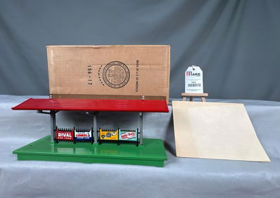 Mint Lionel Postwar 156 Station Platform w/OB