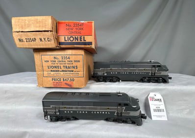 Lionel Postwar 2354 New York Central AA Diesel F3 Locomotives w/OBs & Master Carton