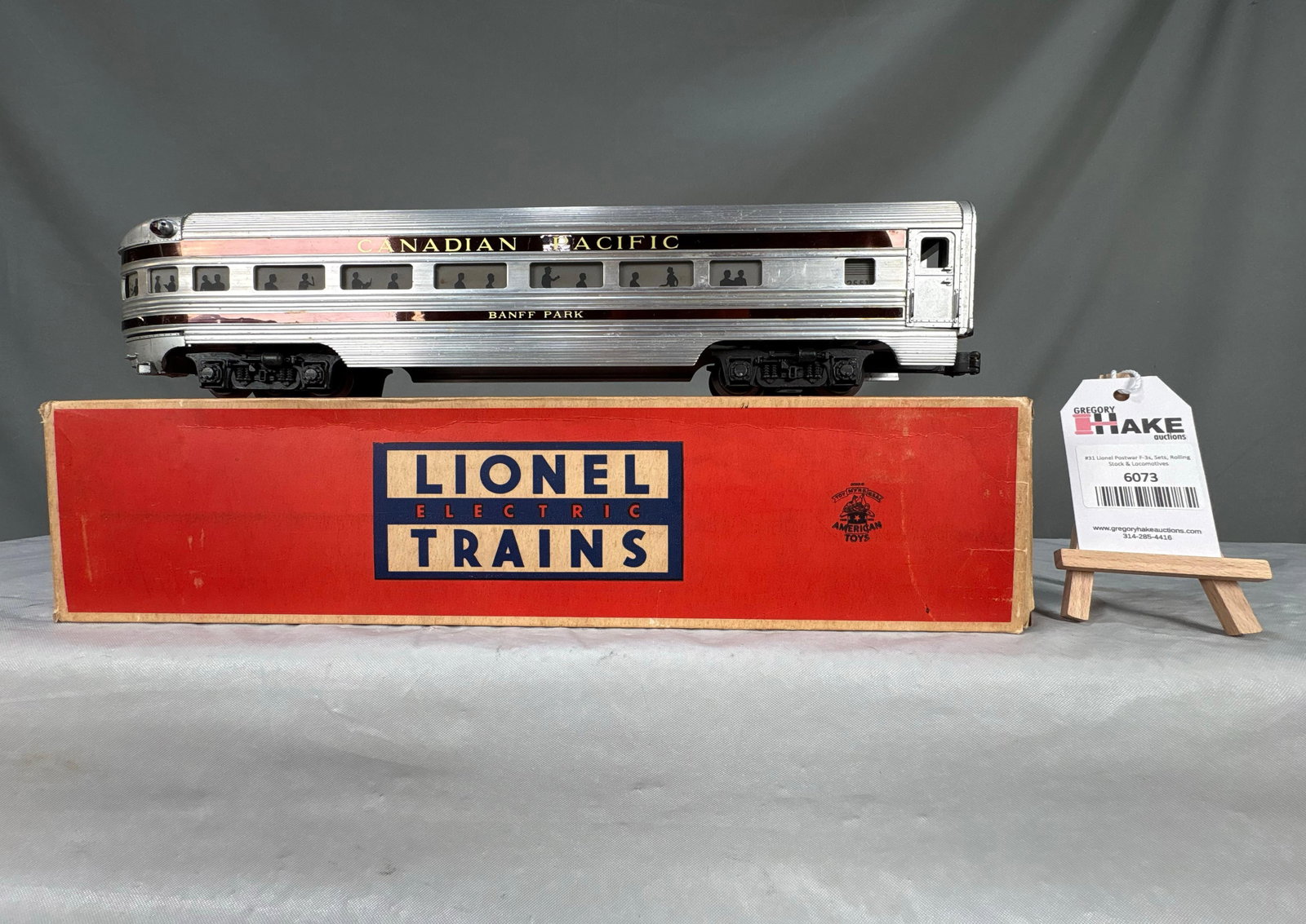 Lionel Postwar 2551 Canadian Pacific Observation w/ OB: Lionel Postwar 2551 Canadian Pacific Observation w/ OB. Car has some paint rubs on the end, C7. Box has tape on both ends.