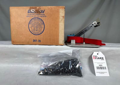 Lionel Postwar 397 Operating Coal Loader w/ OB