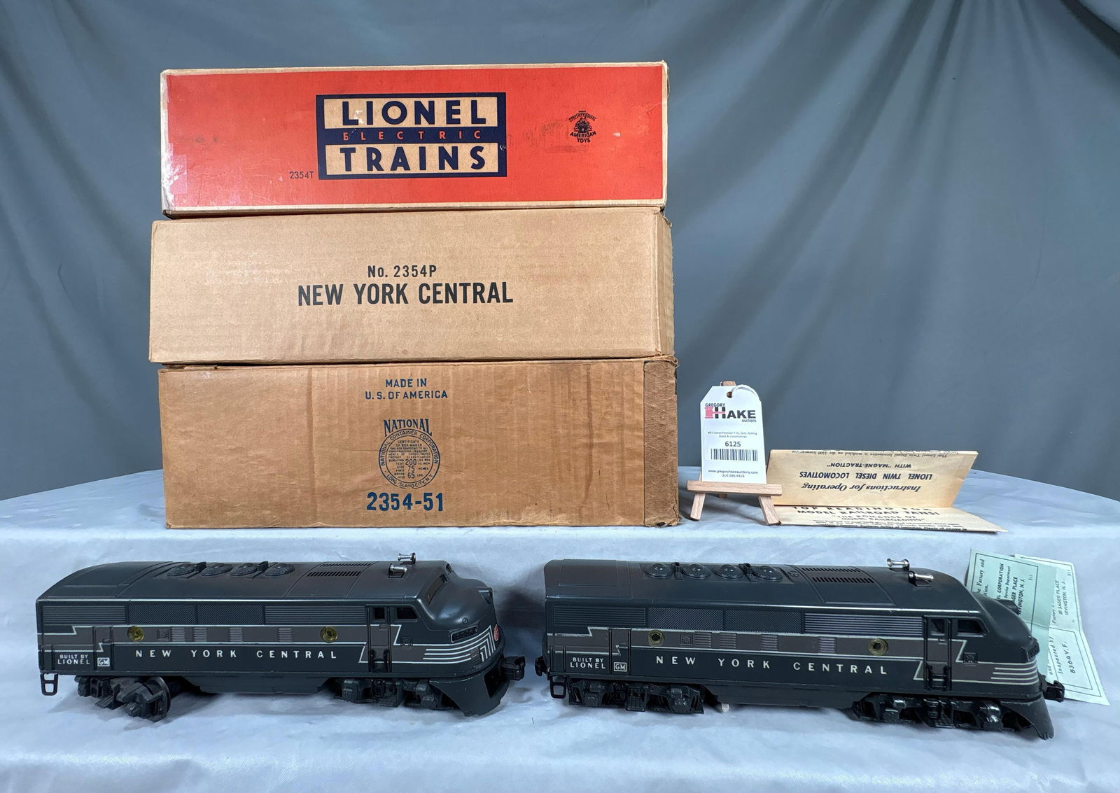 Lionel Postwar 2354 New York Central AA Diesel F3 Locomotives w/OBs & Master Carton (1 of 6)