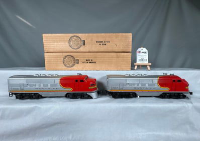 Lionel Postwar 2383 AA Santa Fe Diesel F3 Locomotives w/OB
