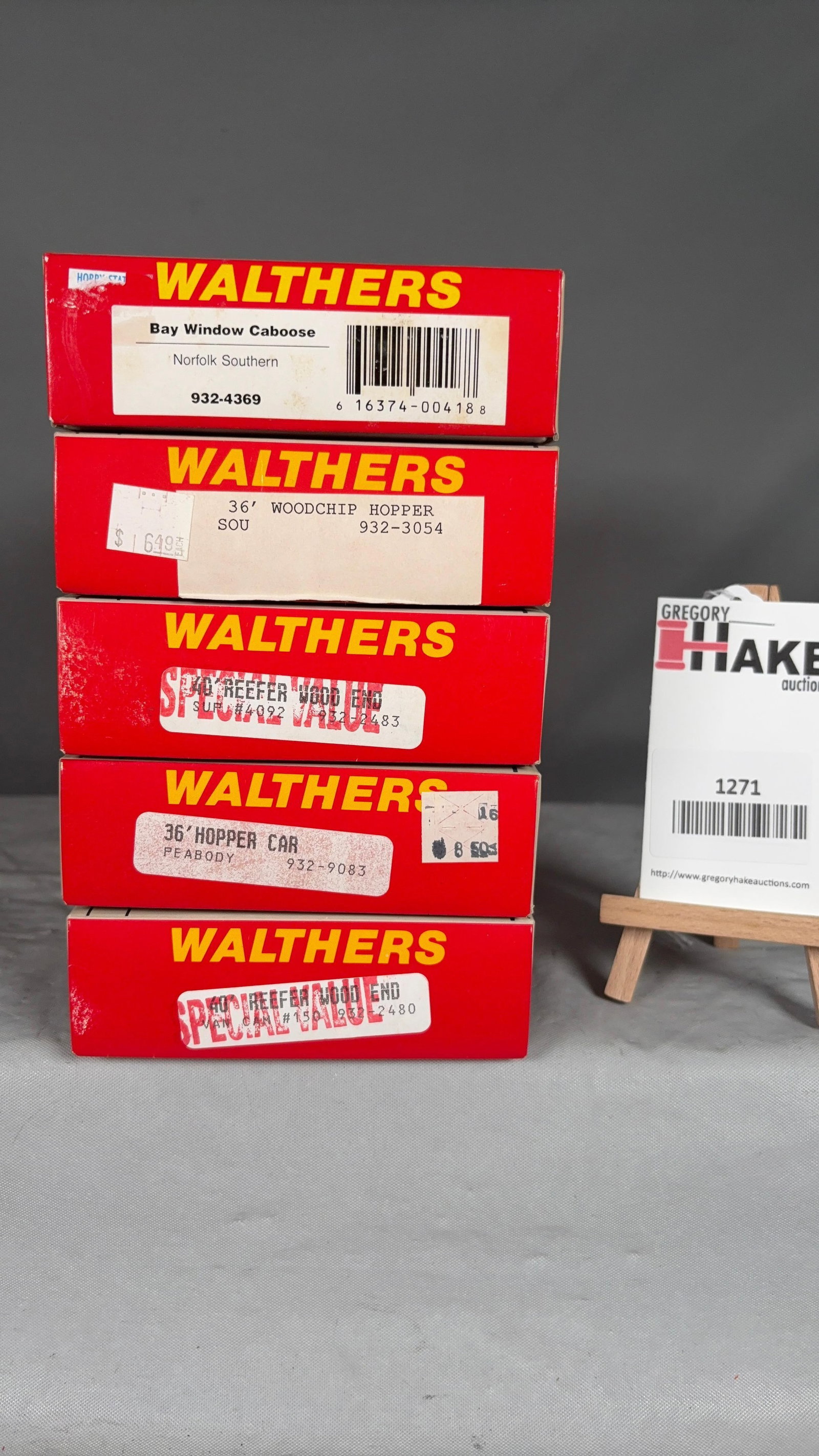 Lot of 5 Walthers HO Freight Cars w/OB (1 of 2)