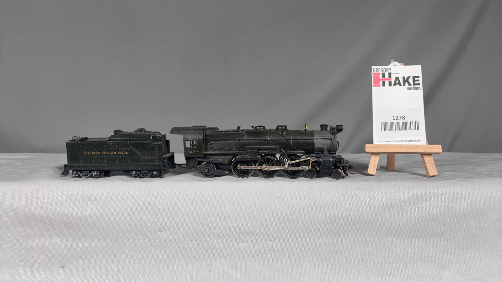 HO 5426 Pennsylvania Locomotive and Tender w/OB (1 of 6)