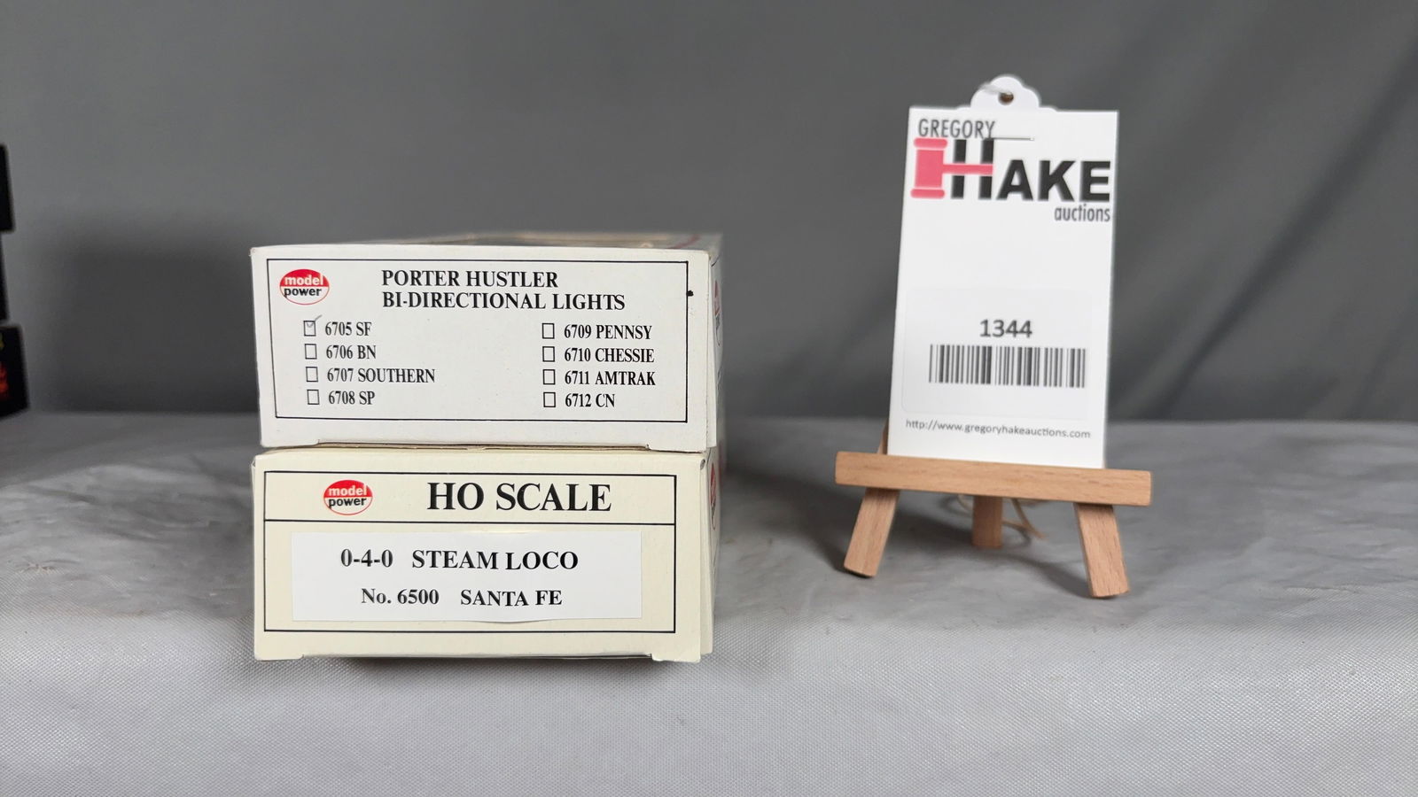 Model Power HO Locomotive w/OB (1 of 2)