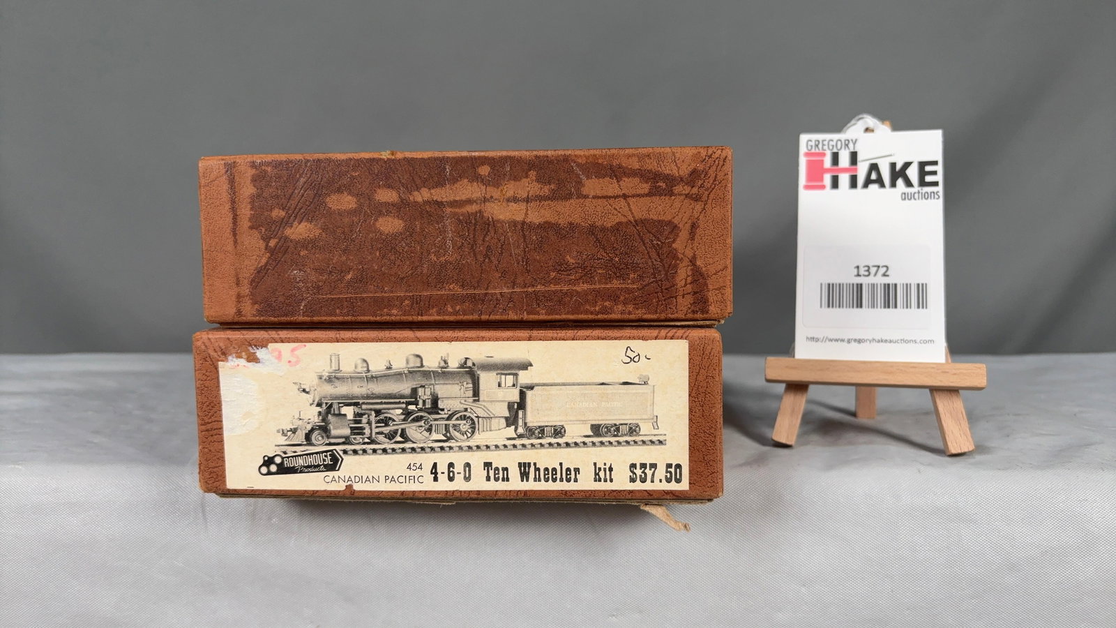 Lot of 2 Roundhouse HO Locomotive Kits w/OB (1 of 2)