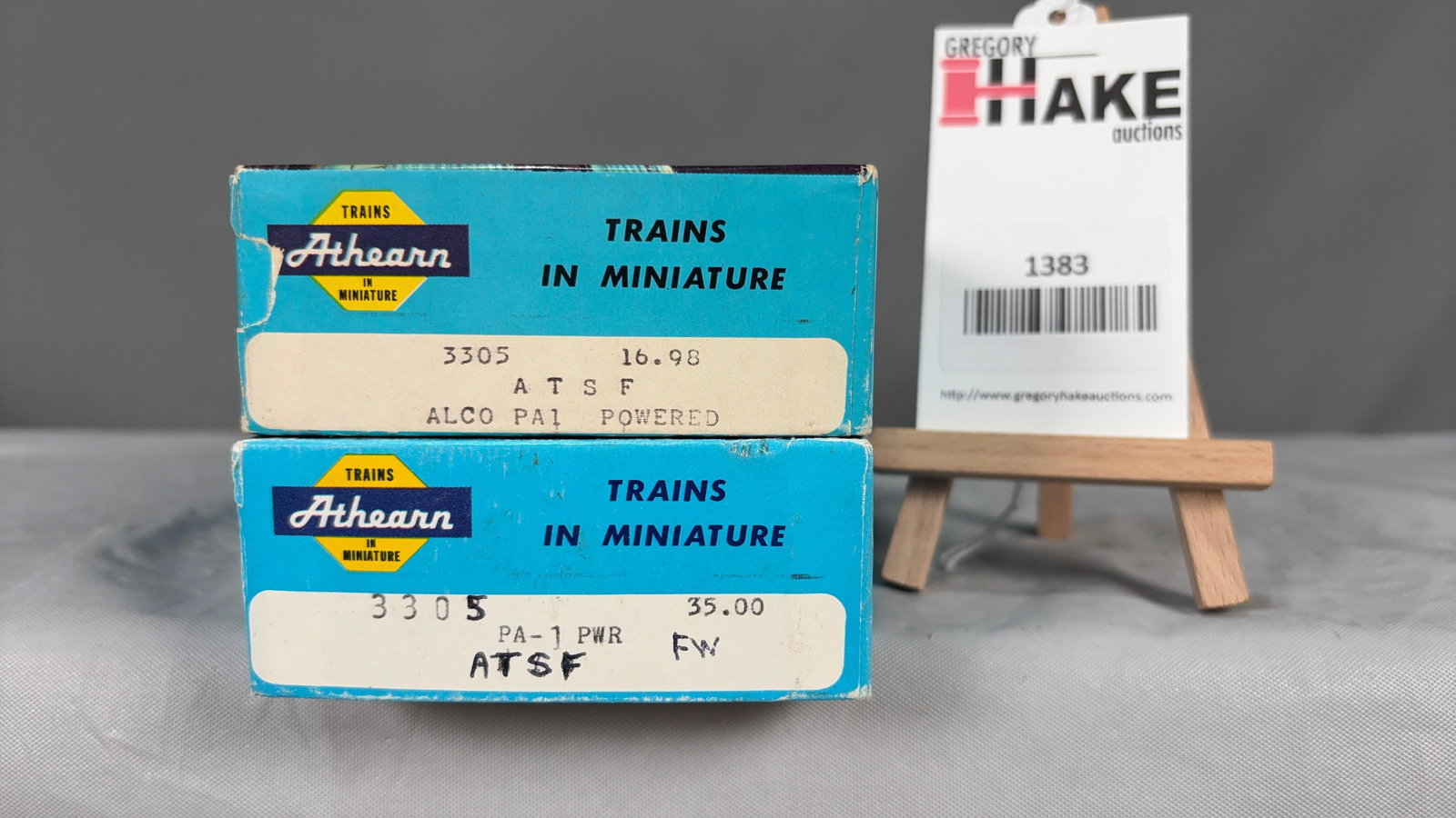 Lot of 2 Athearn HO Power Units w/OB: Lot of 2 Athearn HO Power Units w/OB, C7/8. Size 11x4x3