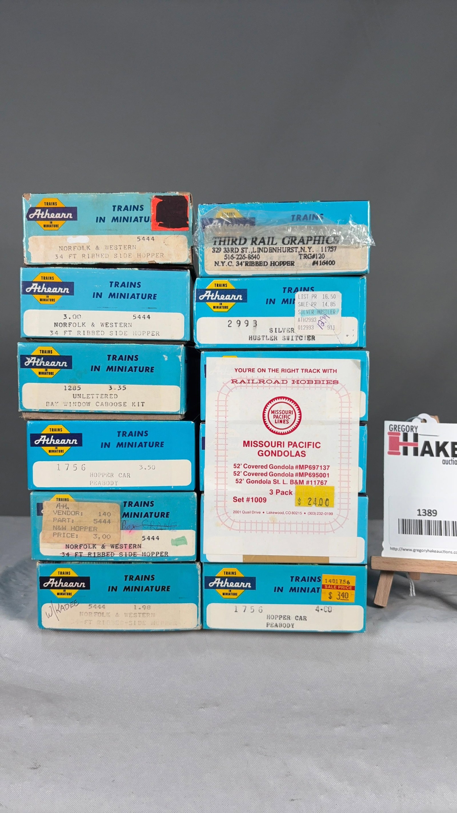 Lot of 12 Athearn HO Miscellaneous Cars w/OB (1 of 2)