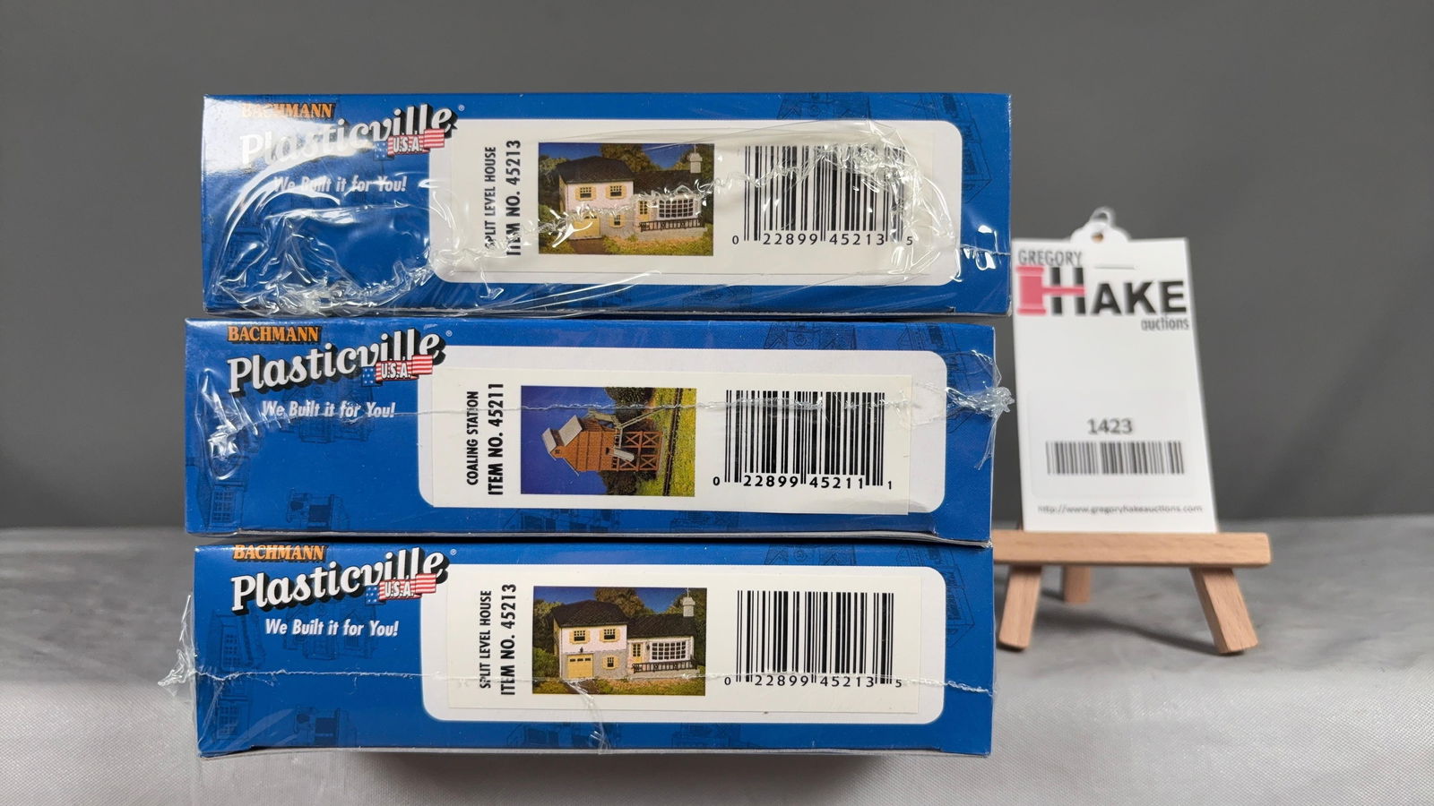 Lot of 3 Bachmann HO Plasticville Building Kits w/OB: Lot of 3 Bachmann HO Plasticville Building Kits w/OB, C7/8.Size11x7x6