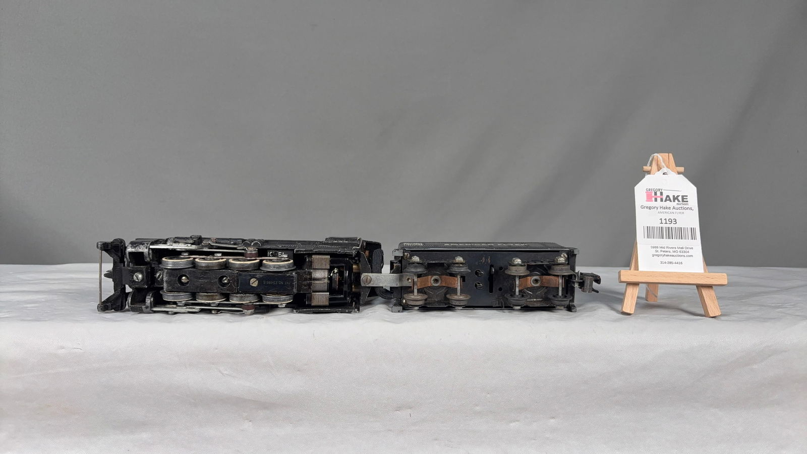 American Flyer Postwar 342 0-8-0 Steam Loco Switcher and Tender - 4