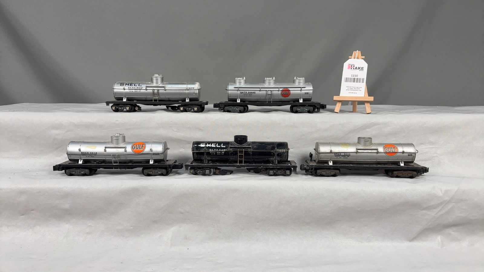 5 Different American Flyer Postwar Tank Cars - 2
