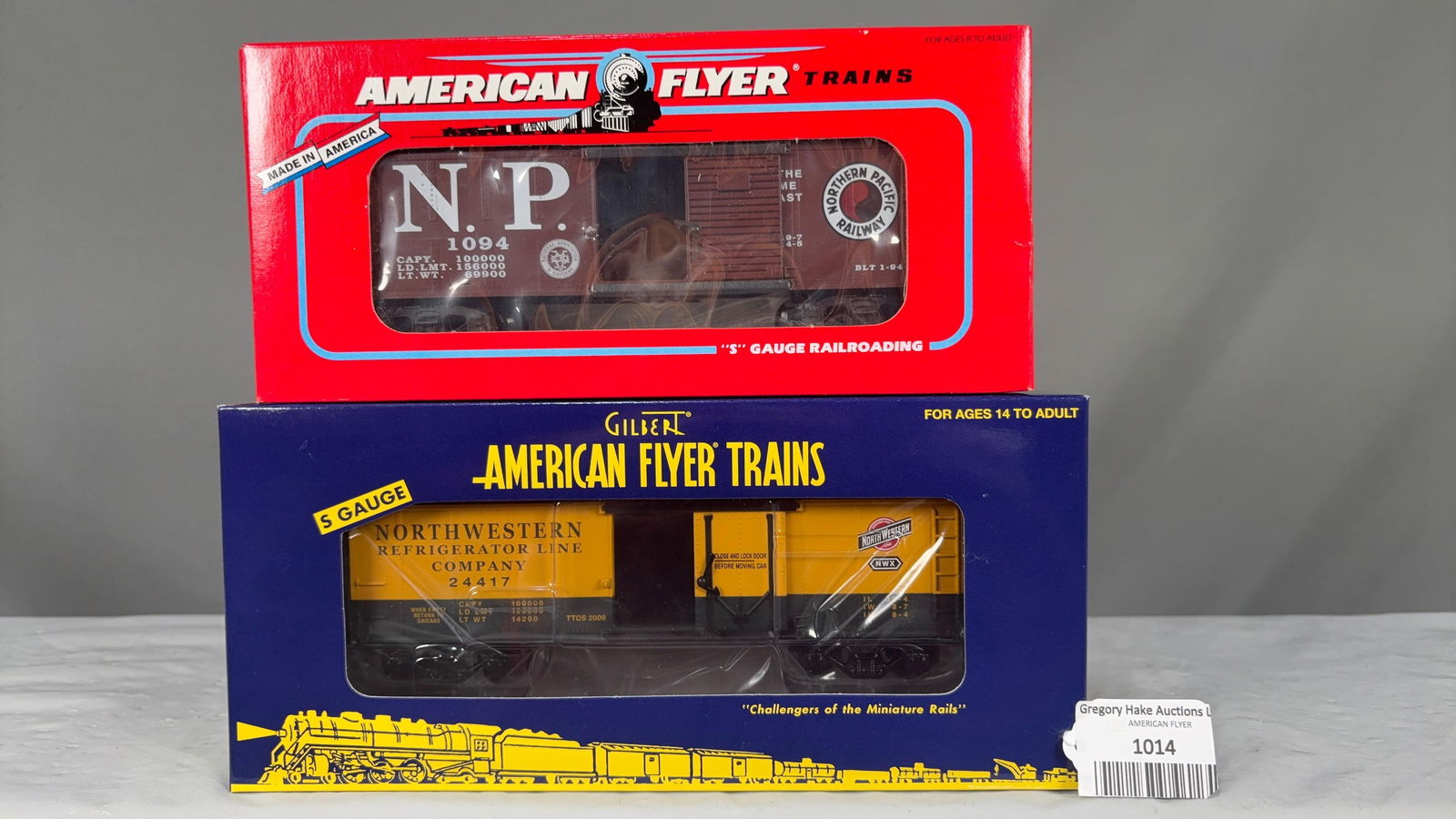 Lot of 2 American Flyer Freight Cars 6-48485 NP Boxcar and 6-48273 C&NW Reefer w/OBs (1 of 2)