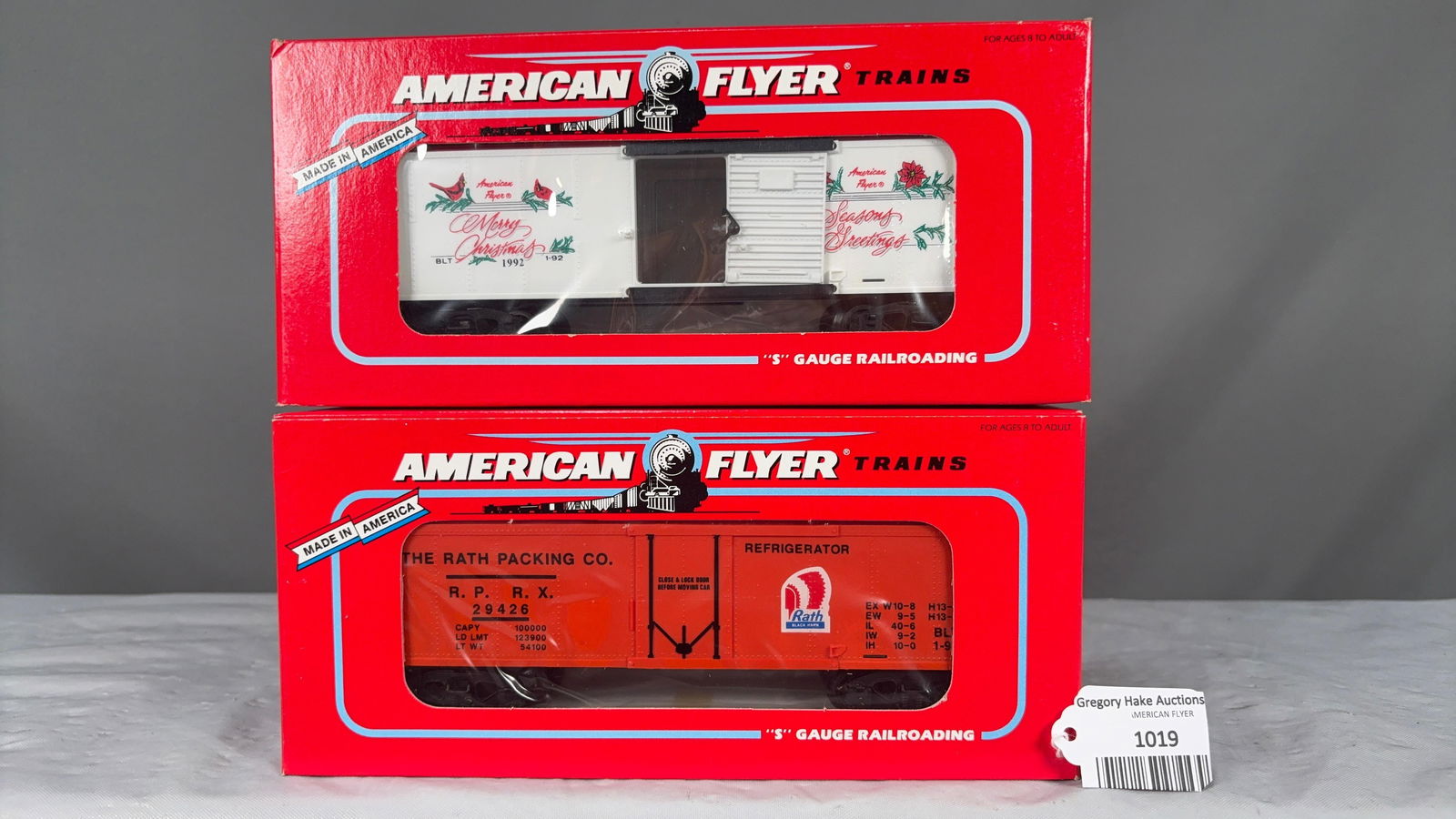 American Flyer Freight Cars 48317 Rath Packing Refrigerator Car & 48314 1992 Christmas Box Car w/OBs (1 of 2)