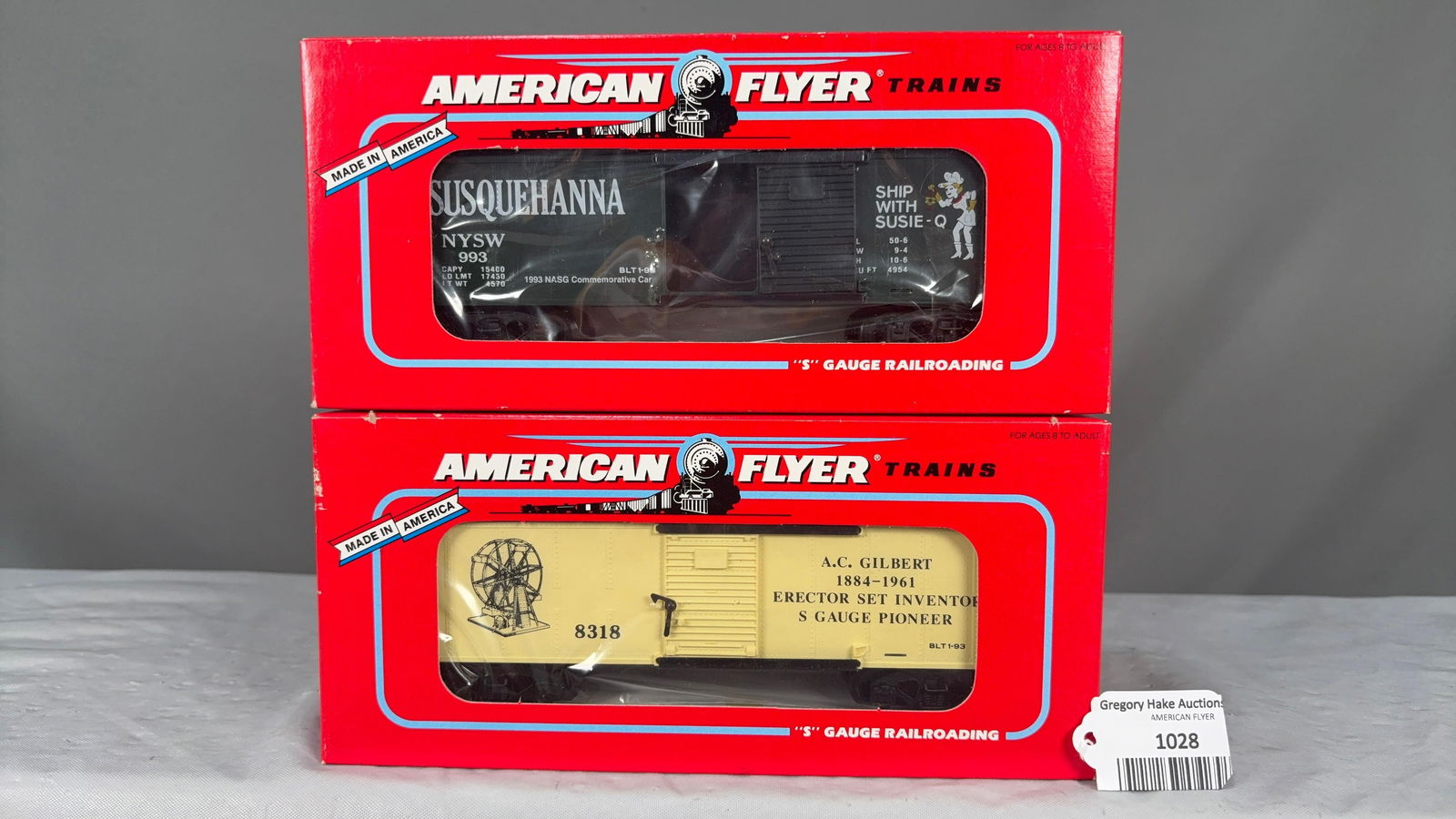 American Flyer 1993 NASG 48480 Susquehanna Commemorative Boxcar and 48318 AC Gilbert Boxcar w/obs: American Flyer 1993 NASG 48480 Susquehanna Commemorative Boxcar and 48318 AC Gilbert Boxcar w/obs. C9 See photos for details. Size 11x5x5