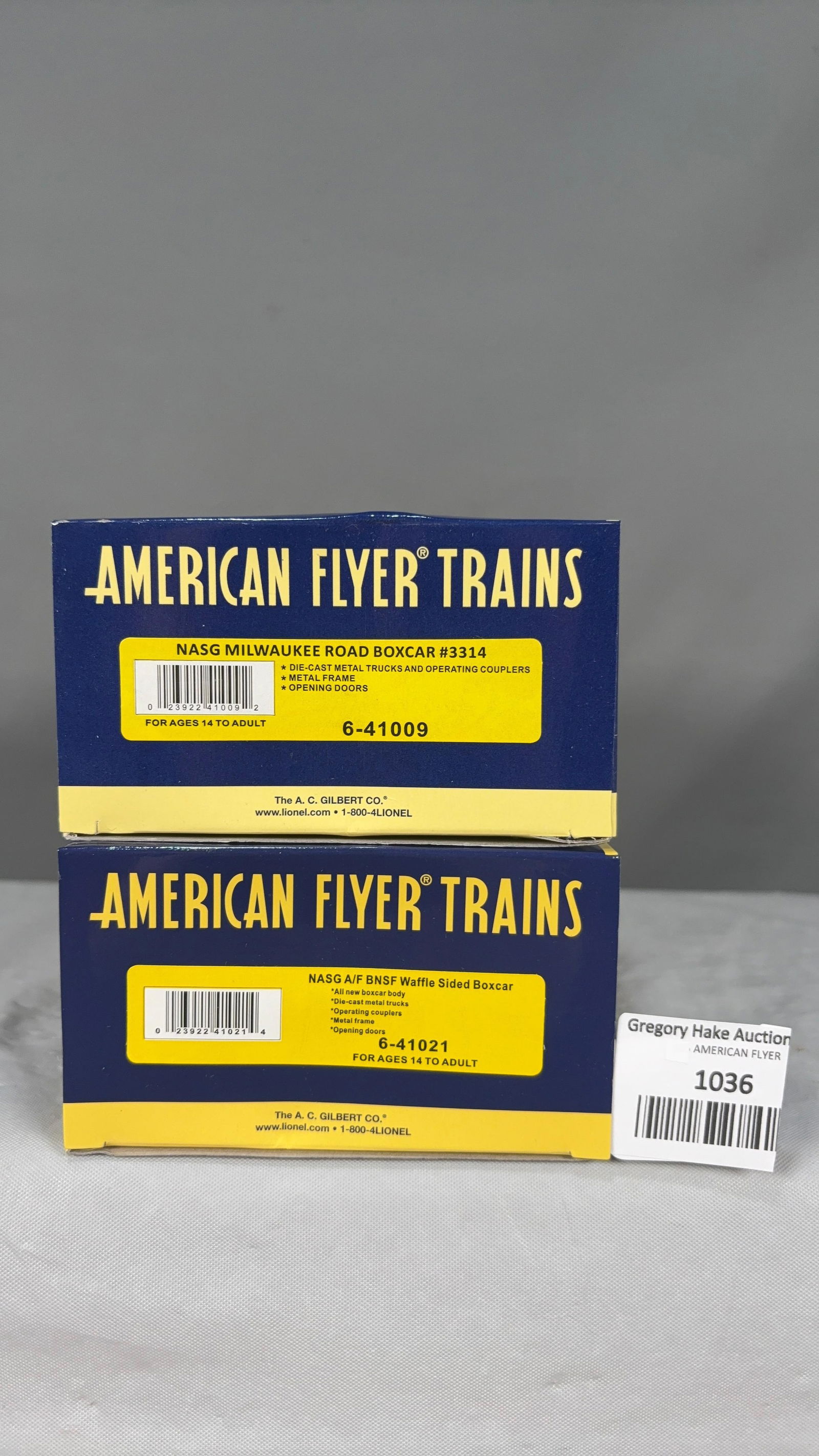 American Flyer NASG Milwaukee Road 41109 Boxcar and NASG Waffle Sided 41021 Boxcar w/obs - 2