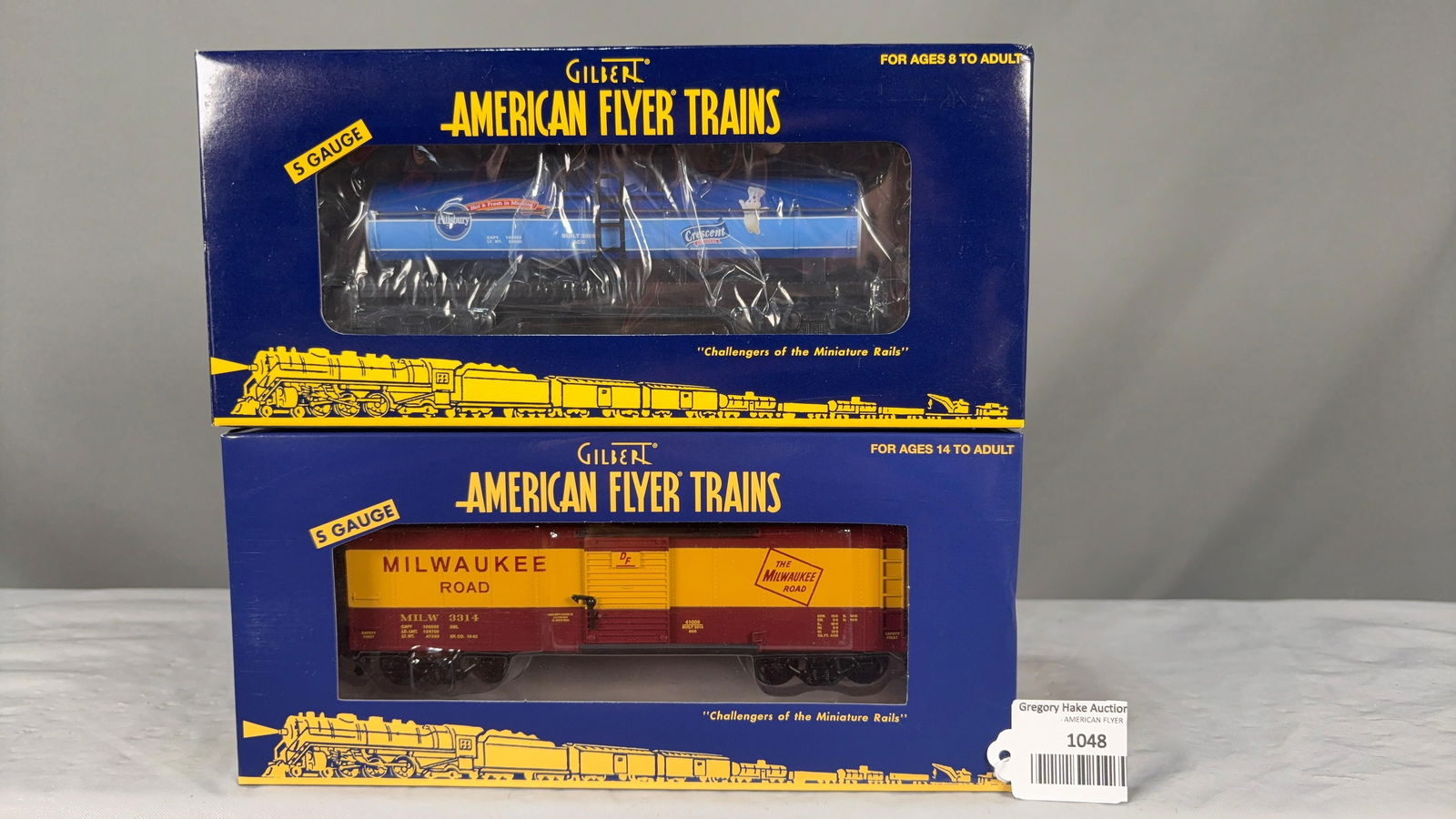 American Flyer Pillsbury Single Dome 48417 Tank Car and NASG Milwaukee Road 41009 Box Car w/obs (1 of 2)