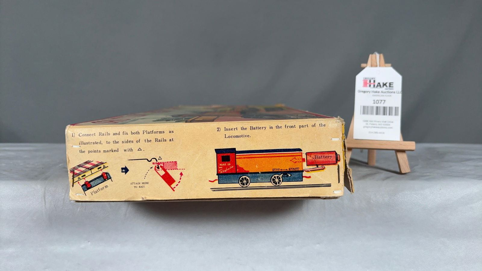 Japanese Union Pacific Shuttling Freight Train Set w/ob: Japanese Union Pacific Shuttling Freight Train Set� battery operated w/ob. C9 See photos for details. Size 17x8x3